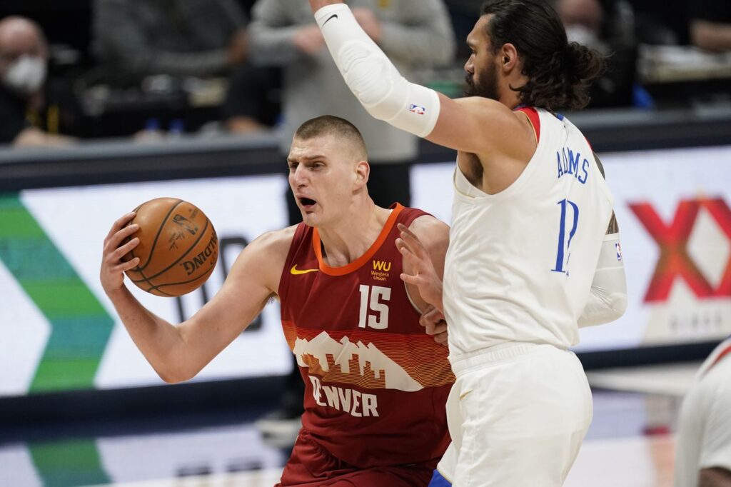 Jokić je ponovo bio najefikasniji, a blokadom je sprečio poraz svoje ekipe! (VIDEO)