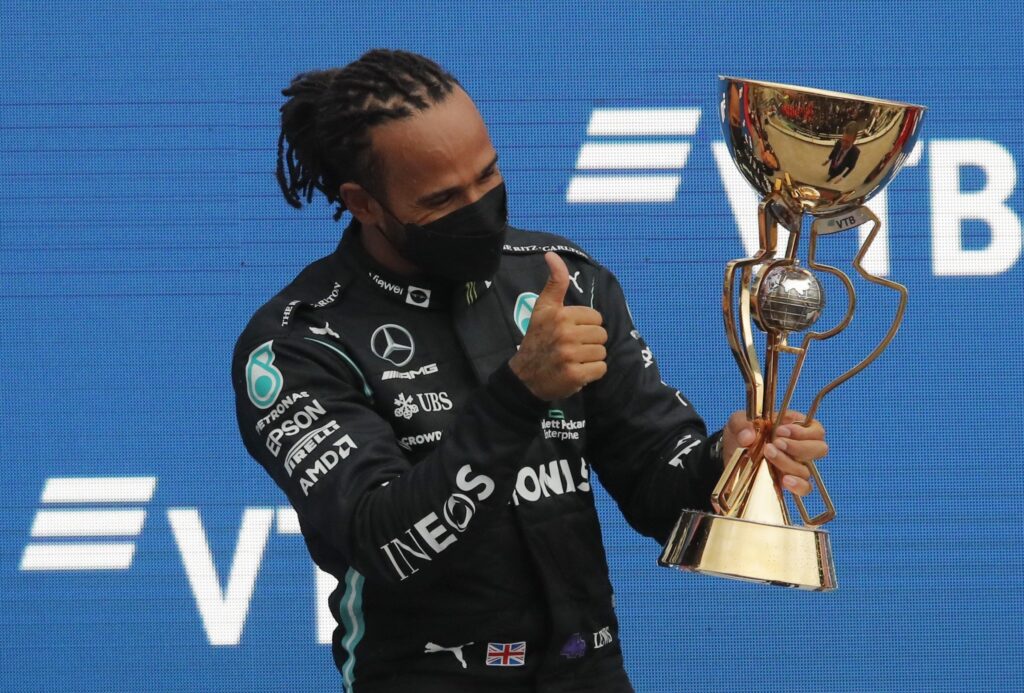 Luis Hamilton ispisao istoriju Formule 1!