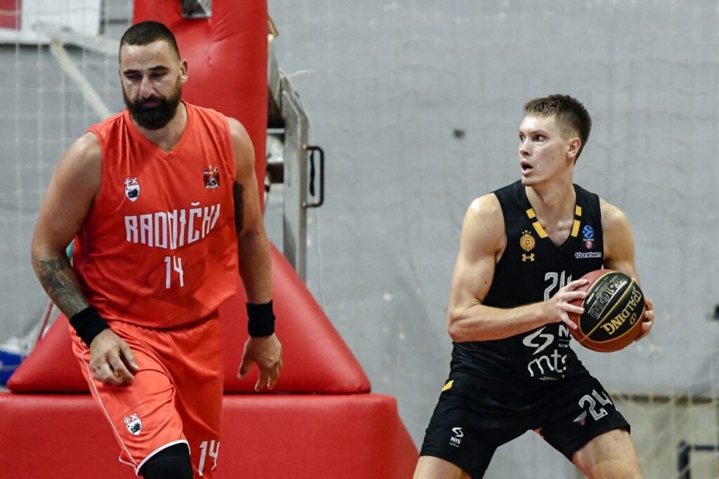 Ovaj košarkaš je neprimetno pojačanje Partizana koji je oduševio Obradovića u Kragujevcu! Gregor Glas