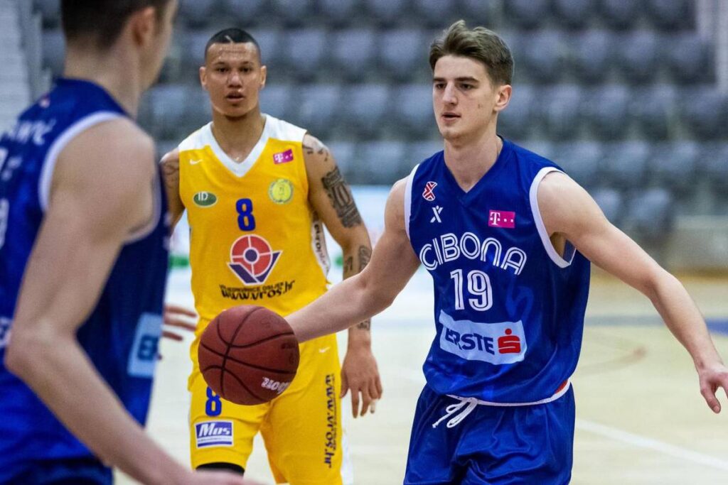 Uzeo Miška za menadžera i pun samopouzdanja sanja o NBA ligi!