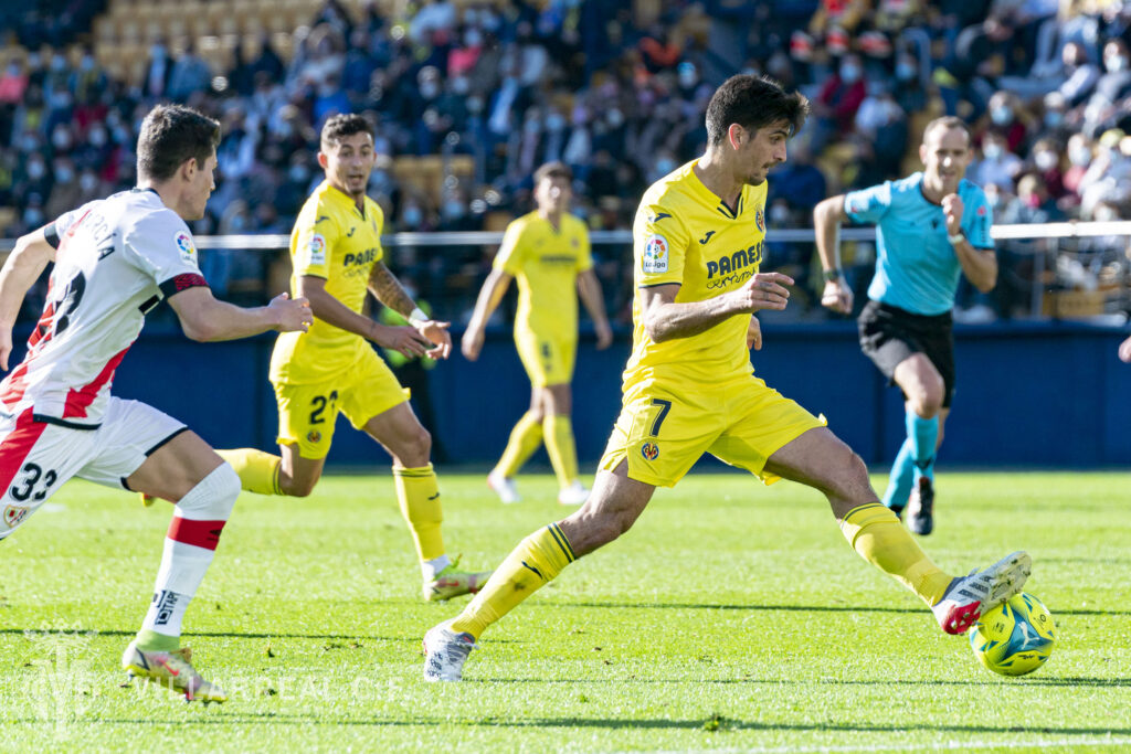 Viljareal rutinski slavio protiv Rajo Valjekana! (VIDEO)