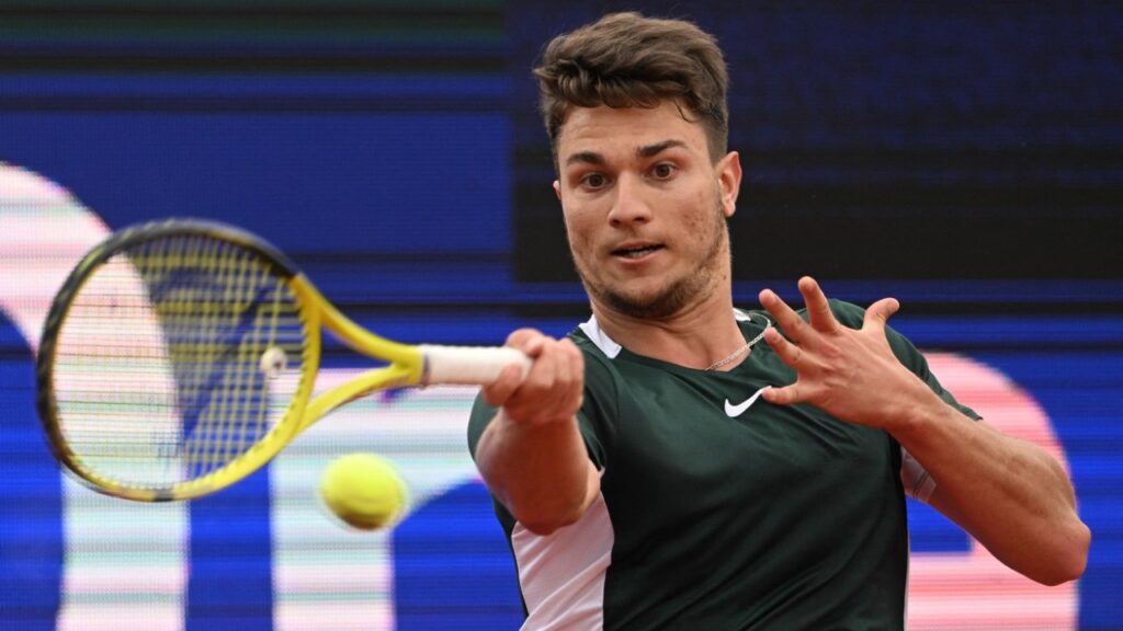 Kecmanović u polufinalu Minhena! kecmanovic