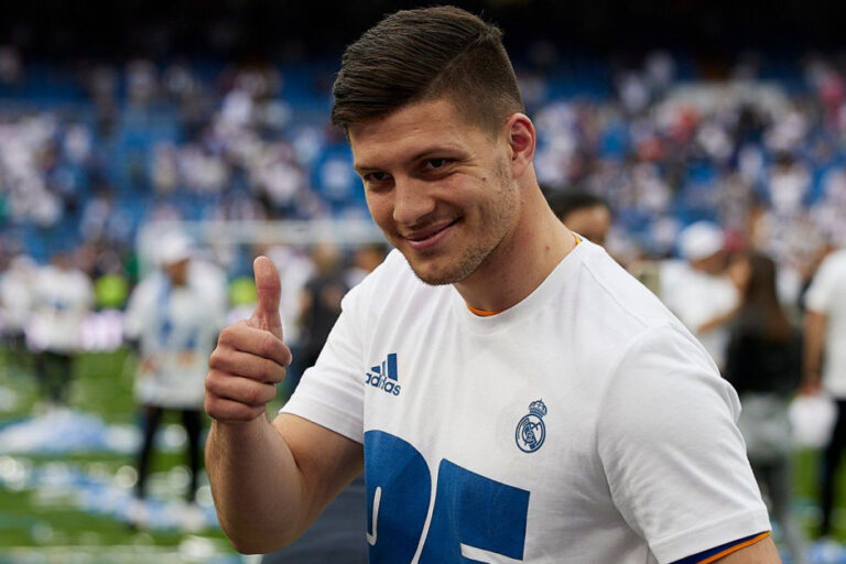ZVANIČNO: Luka Jović je novi fudbaler Fiorentine!