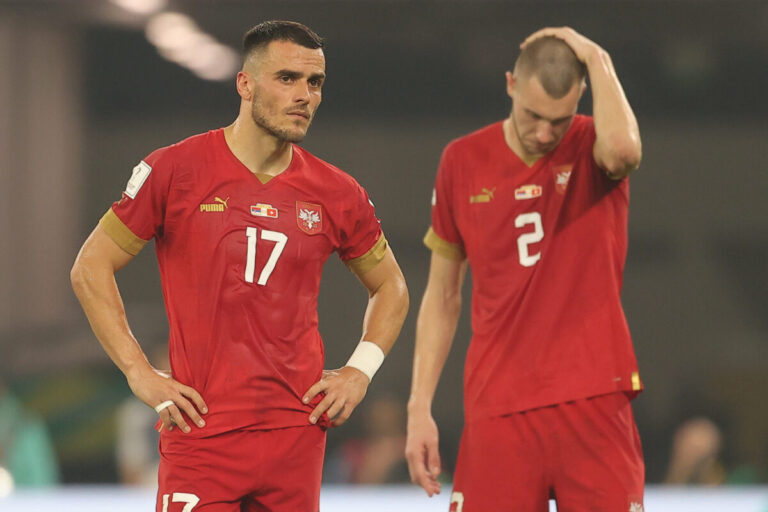 KOSTIĆ: Nismo smeli da primimo drugi gol, pričaćemo kada se glave ohlade! kostic-srbija