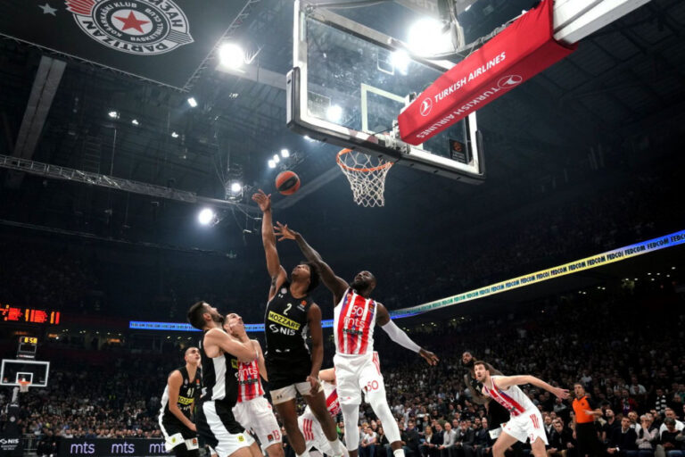 Nedović doneo istorijsku pobedu Zvezdi u dramatičnoj završnici pred krcatom Arenom! (VIDEO)