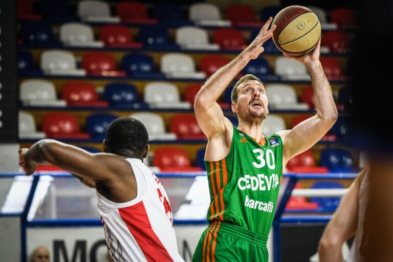 Cedevita Olimpija slavila na gostovanju u Železniku! (VIDEO)