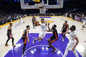 Knicks Lakers