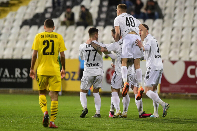 Superliga Srbije: Čukarički slavio protiv „zmajeva“ i prišao na bod od Partizana!