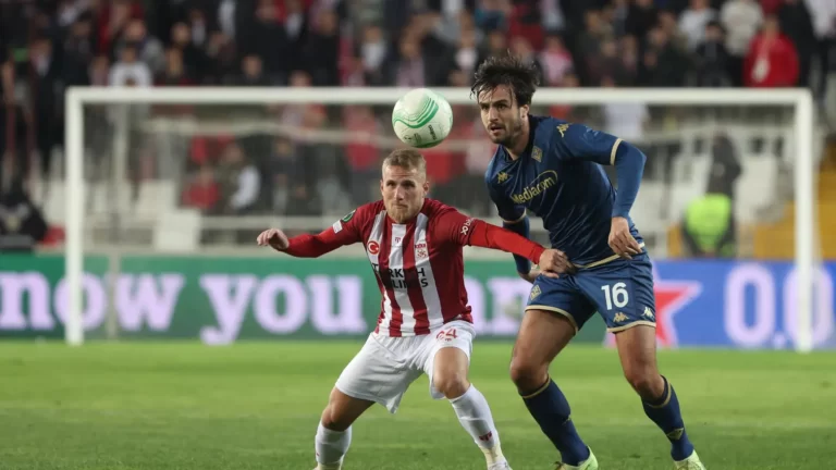 LIGA KONFERENCIJA: Milenković strelac u pobedi Fiorentine, dalje ide i Leh, Slovan i Bazel igraju produžetke!