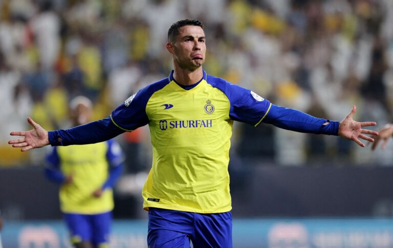 RONALDO STAO NA PUT GLASINAMA: Portugalac otkrio gde nastavlja karijeru! ronaldo-al-nasr
