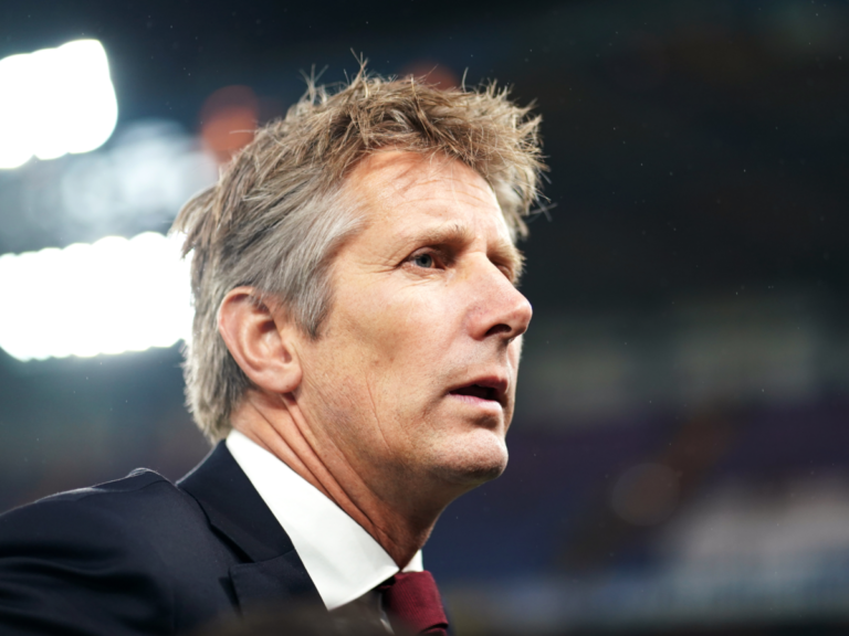 Van der Sar prebačen u bolnicu u Holandiji!