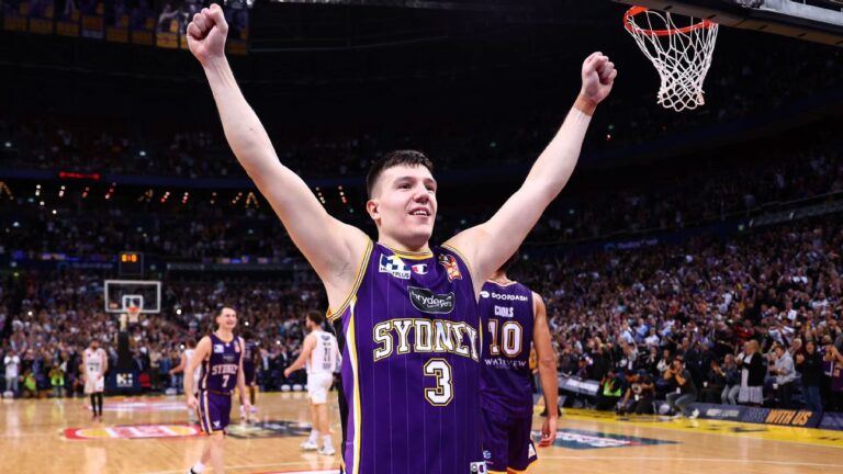 NIŠTA OD PARTIZANA I EVROPE: Košarkaš odlazi u NBA ligu! dejan-vasiljevic