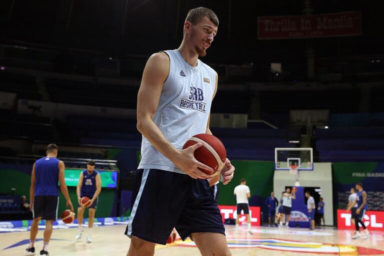 Generalni sekretar FIBA se oglasio povodom povrede Simanića!