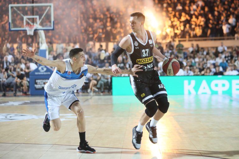 Mateuš Ponjitka neće putovati sa crno-belima u Grčku!