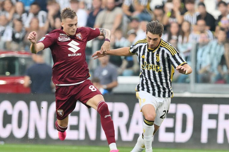 Juventus ove subote vlada Torinom, Kostić izuzetno zapažen! (VIDEO)