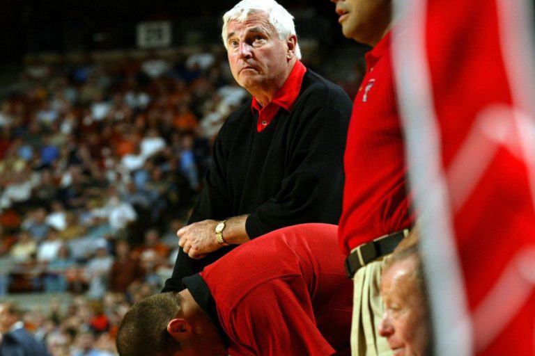 Bob Najt preminuo u 83. godini