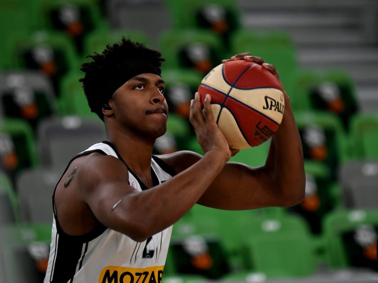 POLUVREME: Partizan gubi od Cedevite, da li crno-beli mogu da sruše tradiciju? (VIDEO) cedevita-partizan