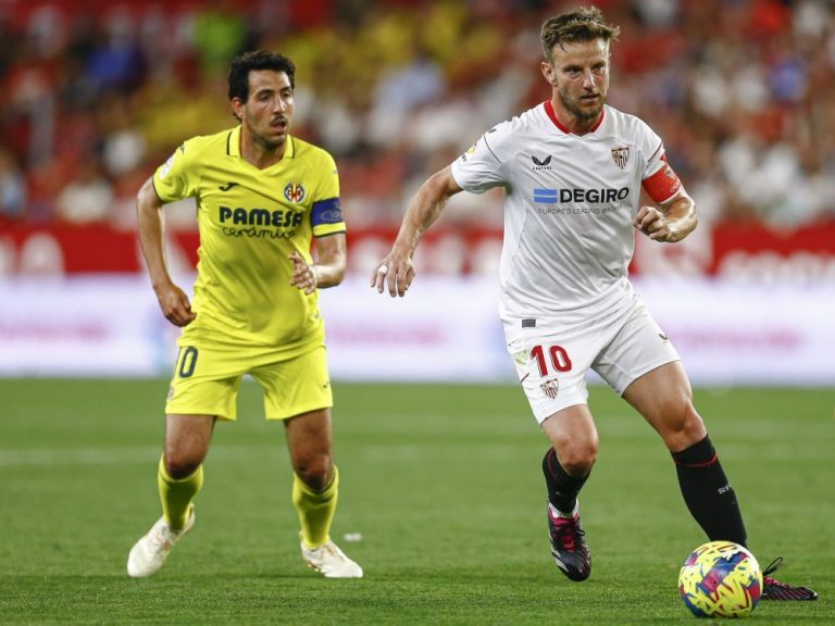 Navijači pojačali pritisak na trenera Dijega Alonsa!