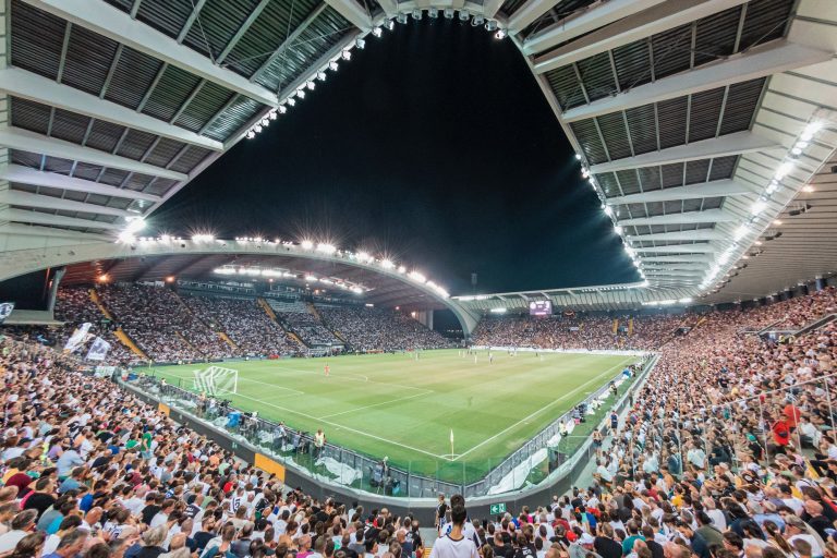 SERIJA A: Prva pobeda Udinezea ove sezone na svom terenu za beg sa dna tabele! udineze