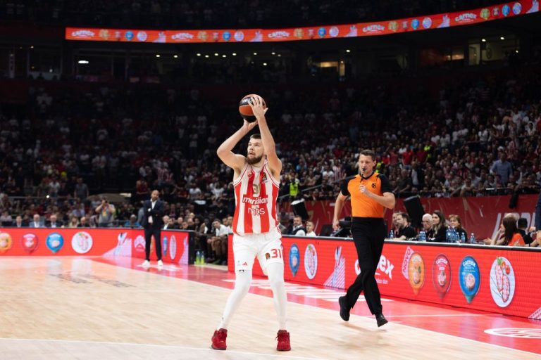 Bivši as kritikuje Zvezdu!