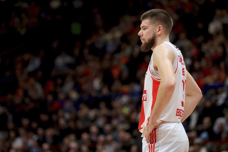 Rokas promašio pobedu!