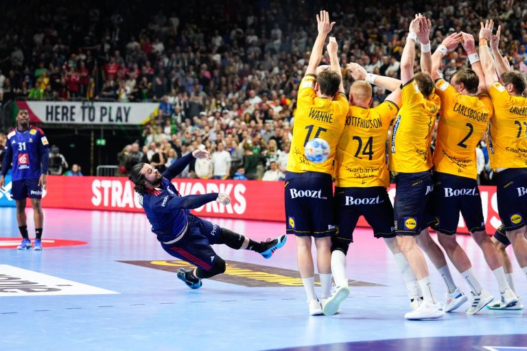 KO KAŽE DA JE RUKOMET DOSADAN? Pogledajte golčinu Francuza za odlazak u finale! (VIDEO) handball france
