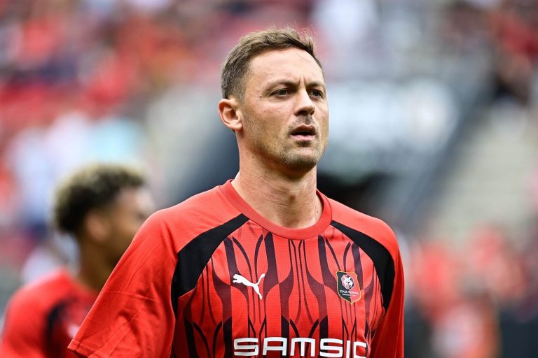 Matić kipti od besa: Spreman je da okači kopačke o klin