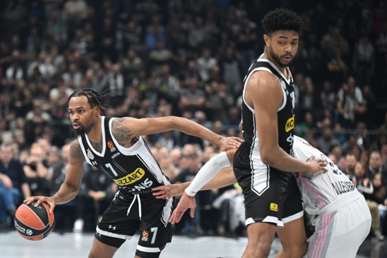 I CRNO-BELI SIGURNI PRED DERBI: Partizan rutinski savladao Asvel!