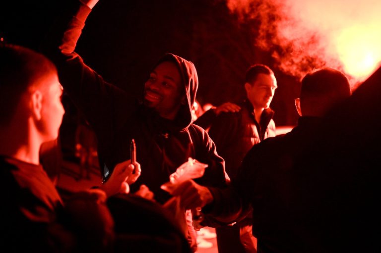 Doček kakav se retko viđa – Partizan stigao u Laktaše (VIDEO)