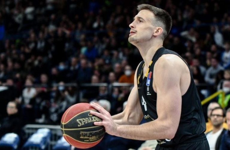 Partizanov heroj nakon pobede: „Čast je, možemo do plej-ofa“ Avramović