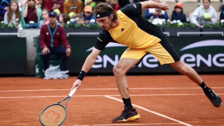 Cicipas uspeo da se plasira u treće kolo Rolan Garosa!