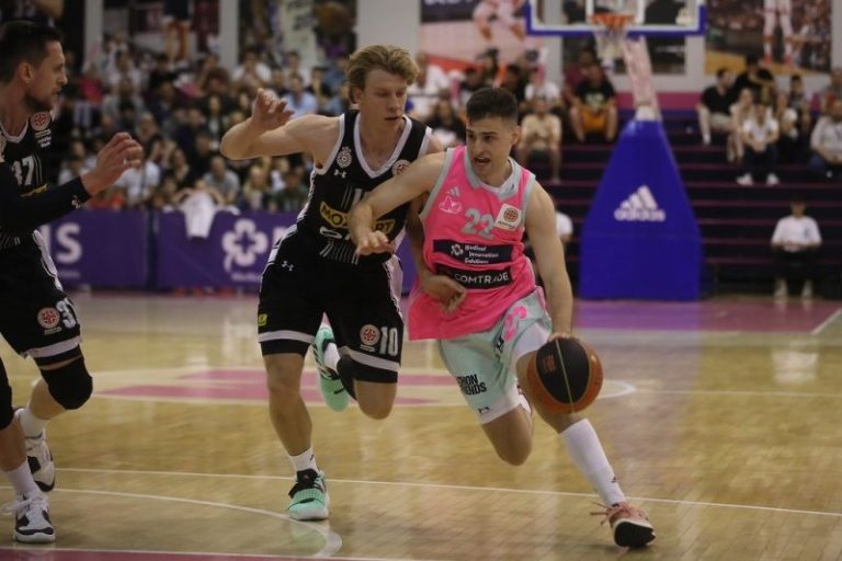 Obradovićeva četa lako izašla na kraj s Megom i zakazala finale protiv Zvezde u Superligi! Partizan