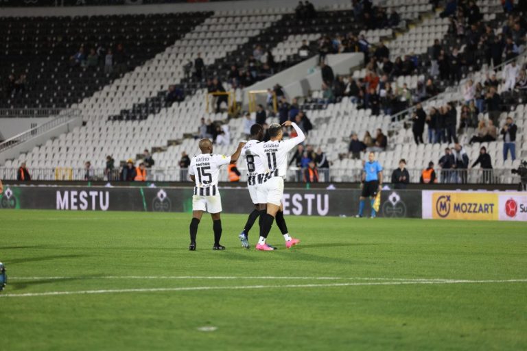 Partizan ne prepušta drugo mesto tako lako! Crno-beli demonstrirali silu protiv Lučana za nova tri boda Partizan