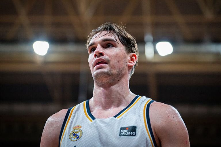 BUM: MARIO HEZONJA potpisao za novi klub!