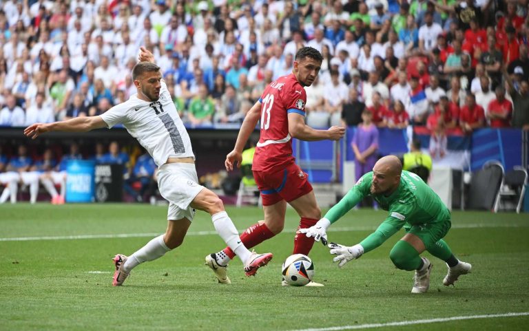 Jović u 95. minutu doneo bod Srbiji protiv Slovenije! Igra nikako nije dobra, ali šanse su i dalje tu! (VIDEO)