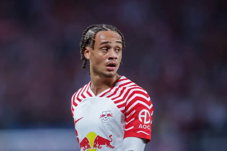 Simons doneo odluku gde će igrati u narednih godinu dana!