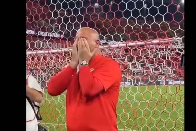 Navijači Spartaka skandirali, Stanković plakao!
