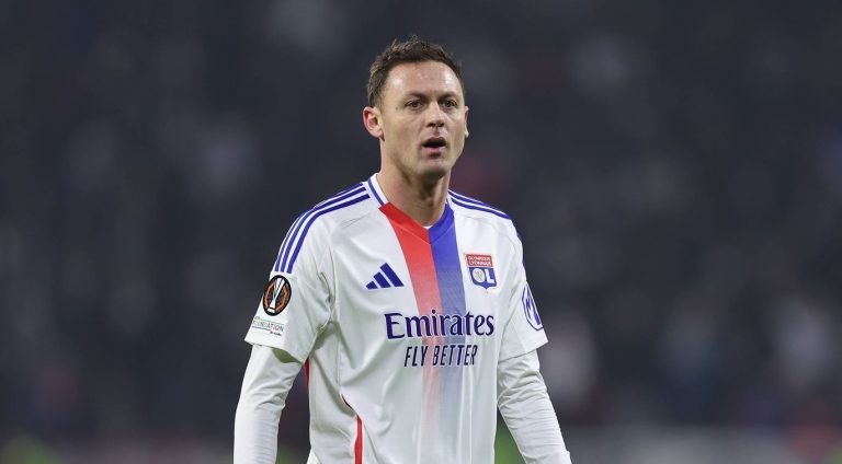 Matić "ugasio" Onanu!