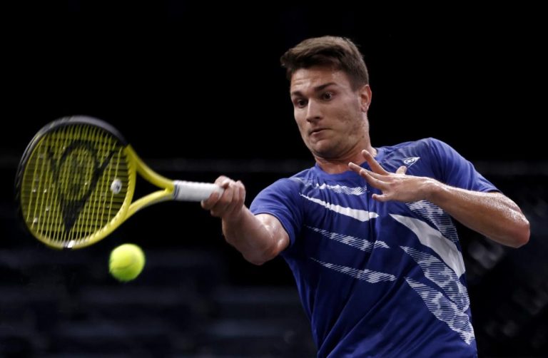 Miomir Kecmanović plasirao se u četvrtfinale turnira u Kap Kani!