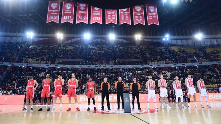 Zvezda večeras dočekuje Efes!