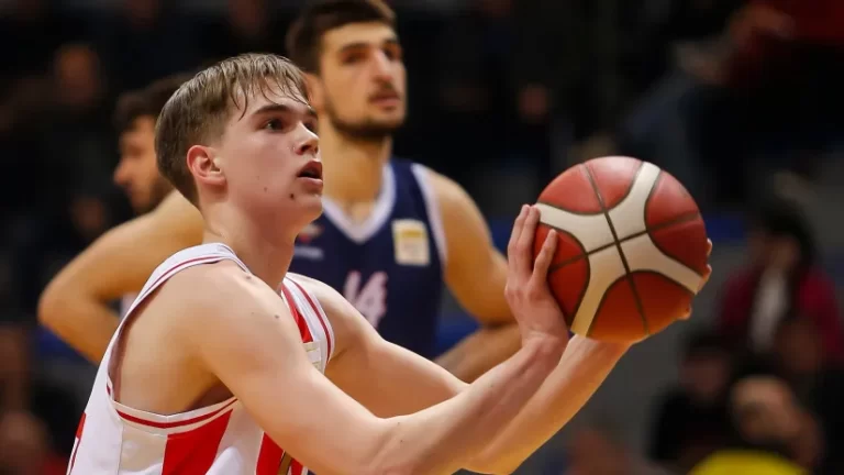 Crveno-beli ostaju bez važnog igrača! Crveno-beli ostaju bez važnog igrača!