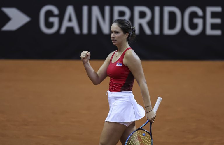 Lola Radivojević plasirala se u drugo kolo kvalifikacija za Rolan Garos! Lola Radivojević plasirala se u drugo kolo kvalifikacija za Rolan Garos!