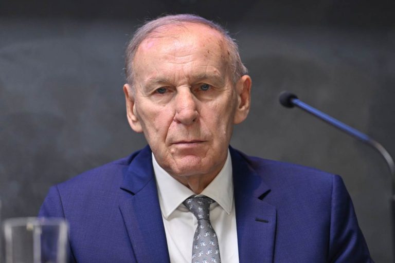 Dragan Džajić: “Želimo da srpski fudbal funkcioniše po evropskim standardima”! Dragan Džajić: "Želimo da srpski fudbal funkcioniše po evropskim standardima"!