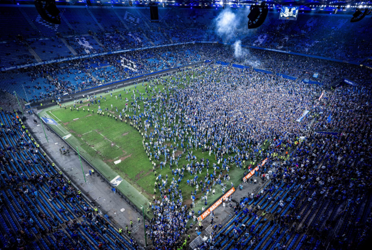 Preko 50.000 ljudi – fudbalski gigant ponovo među elitom!