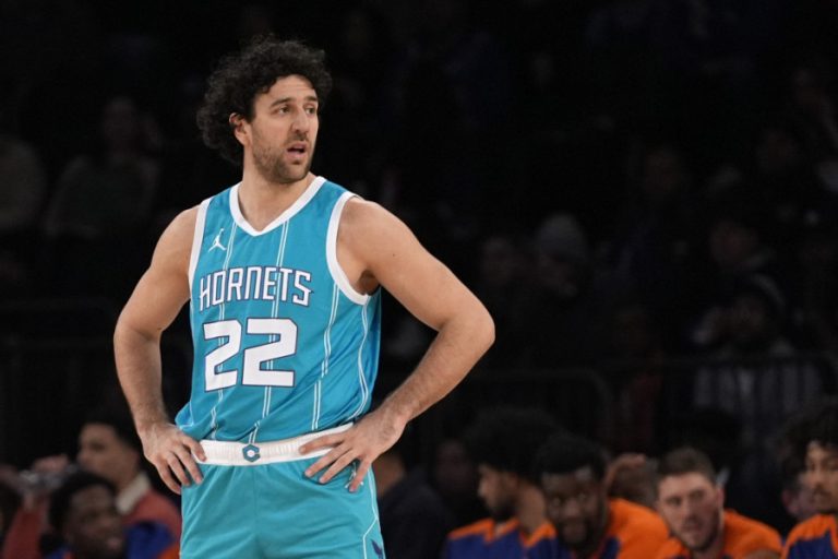 Micić otkrio u kom gradu nastavlja karijeru! Micić otkrio u kom gradu nastavlja karijeru!