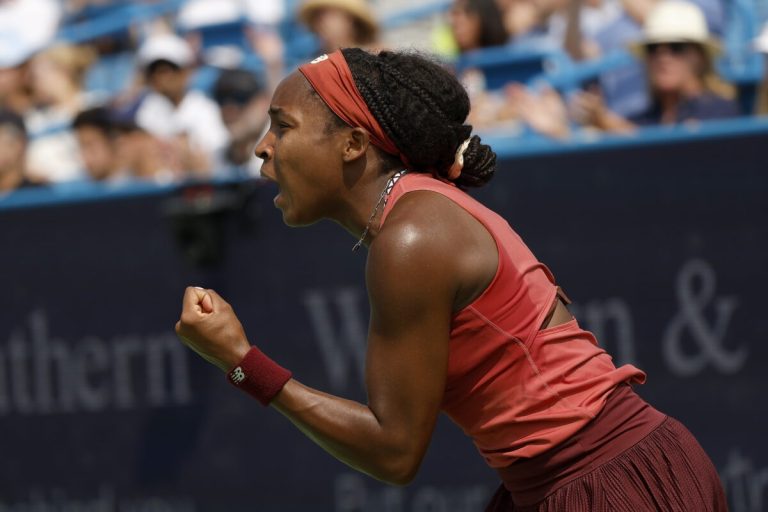 Koko Gof u polufinalu Rolan Garosa! Koko Gof u polufinalu Rolan Garosa!