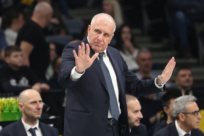 Vlade Đurović: "Željko Obradović prikazuje svoju veličinu, on je ovo mogao da uzme"!
