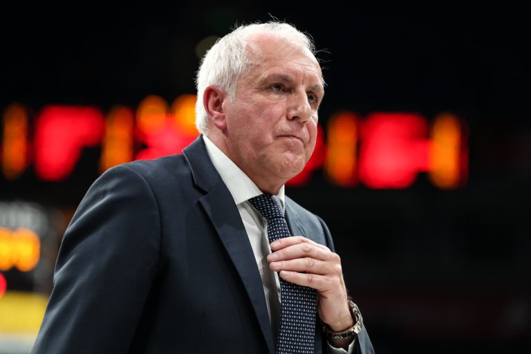 Vlade Đurović: „Željko Obradović prikazuje svoju veličinu, on je ovo mogao da uzme“! Vlade Đurović: "Željko Obradović prikazuje svoju veličinu, on je ovo mogao da uzme"!