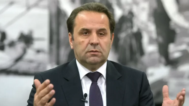 Rasim Ljajić: “On je bio kapiten, spasavao Partizan na velikom broju utakmica” Rasim Ljajić: "On je bio kapiten, spasavao Partizan na velikom broju utakmica"