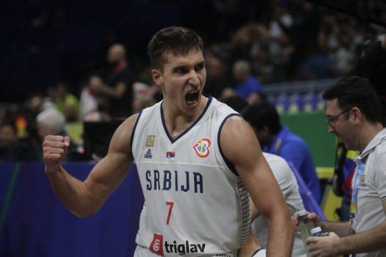 Bogdan Bogdanović: “Mislim da je privilegija biti lider turnira i u fokusu”! Bogdan Bogdanović: "Mislim da je privilegija biti lider turnira i u fokusu"!